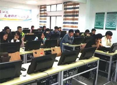 西普教育技術支持長沙環境保護職業技術學院大數據技術與應用競賽