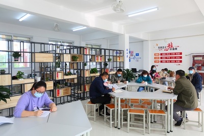 南京交通職業(yè)技術(shù)學(xué)院:探索建立"一站式"學(xué)生社區(qū)黨員服務(wù)站